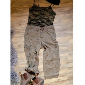 TWO Capri Cargos